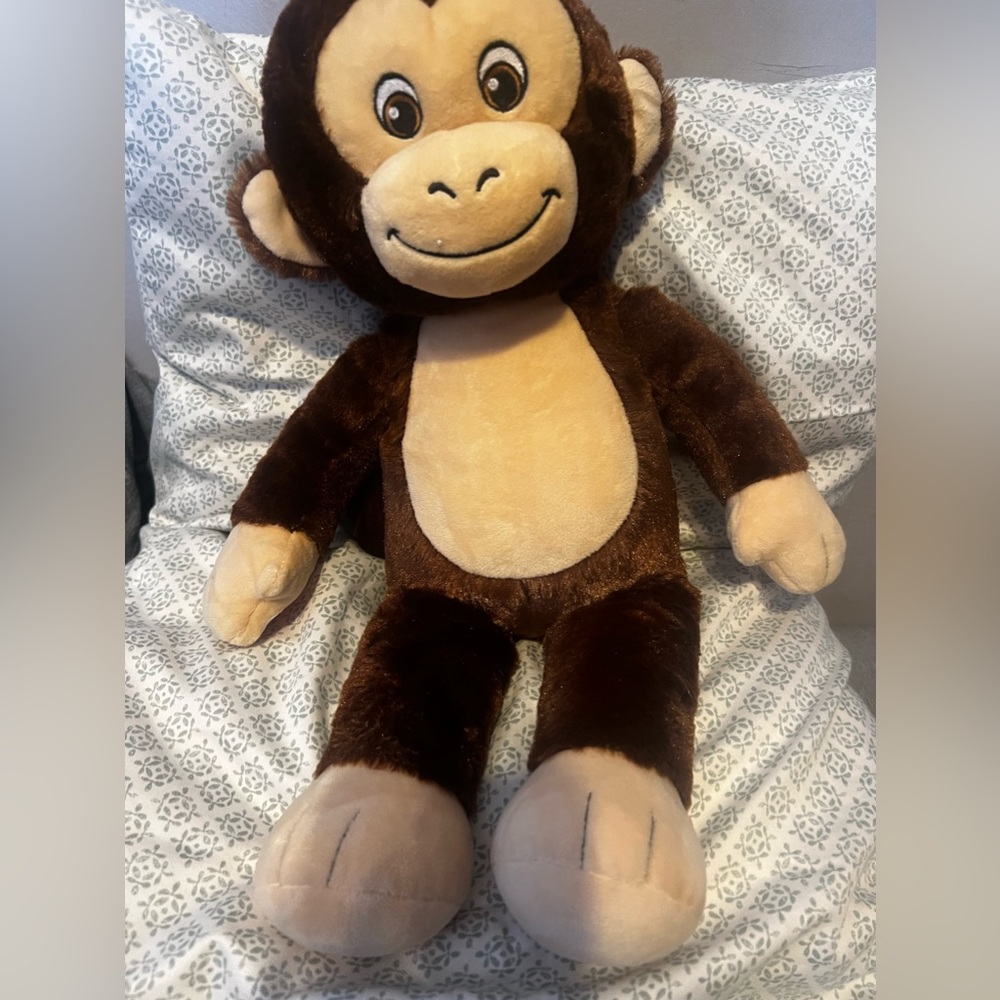 Build a bear monkey with sound on his hand